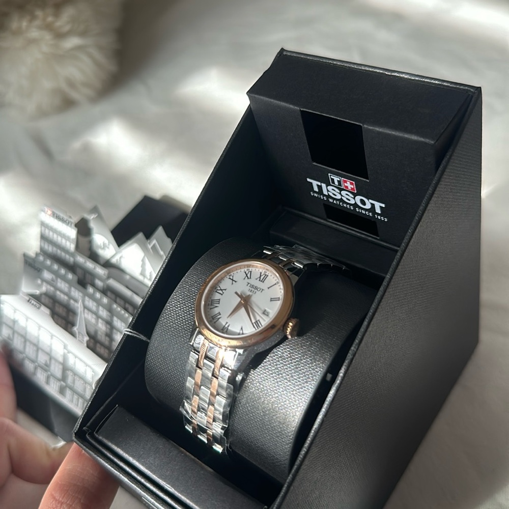 TISSOT SWISS WATCH